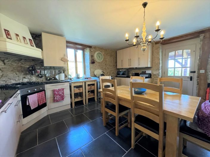 Image No.12-3 Bed House for sale