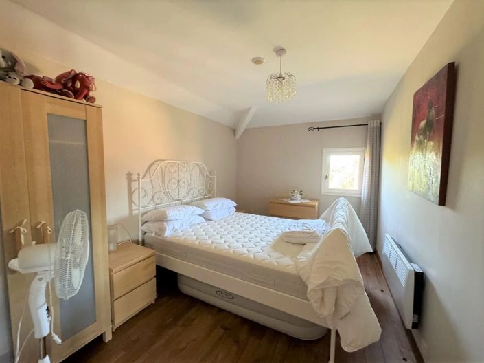 Image No.17-3 Bed House for sale