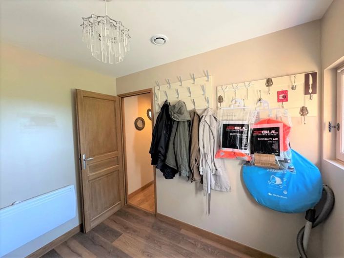 Image No.19-3 Bed House for sale