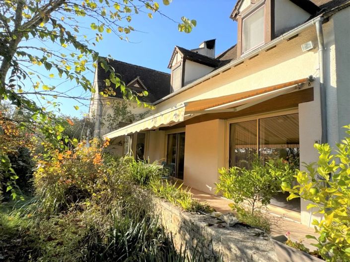 Image No.19-6 Bed House for sale