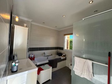 07d597c550a39c4e9efa00a69409fd30a9e88f9066144