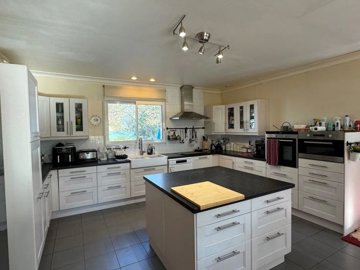 f37fedb11720abbbbe9e3dc32cab82314ecd7ffde4144