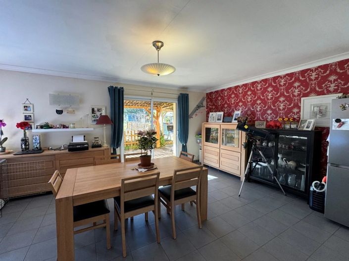 Image No.7-3 Bed House for sale