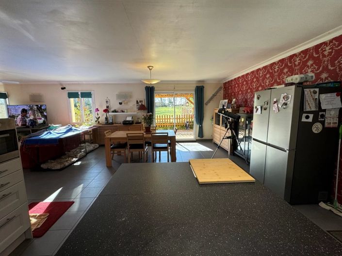 Image No.8-3 Bed House for sale