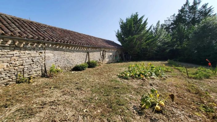 Image No.17-3 Bed House for sale