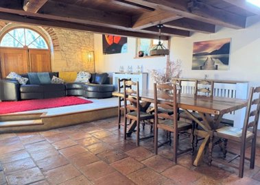 5f54821a41e5b2f458b0425f390b39eb3e38596d4c136