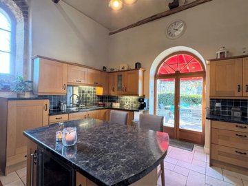 ba91792da8b0cd11d405784442dbae2b6a934f5edb144