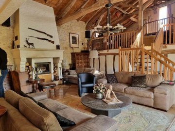 92a3699b3de185e7cb841e9851fc9e2dcfe97d8598144