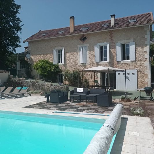 Image No.1-5 Bed House for sale