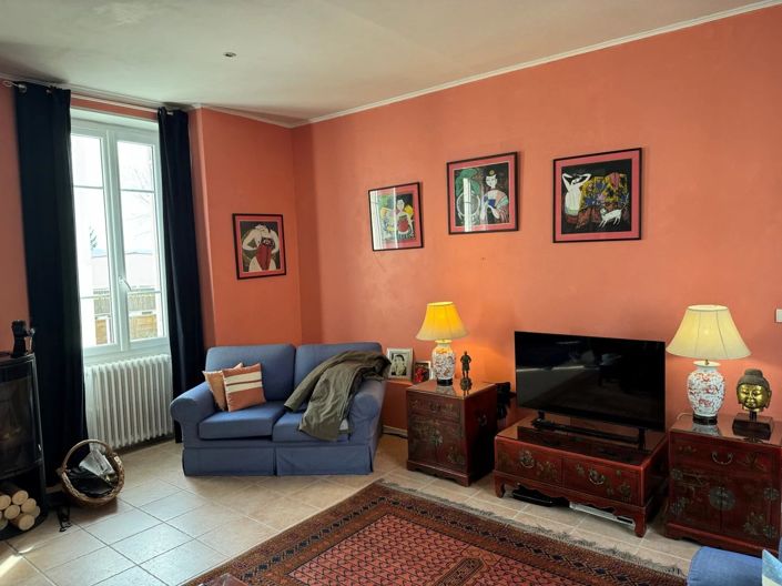 Image No.12-5 Bed House for sale