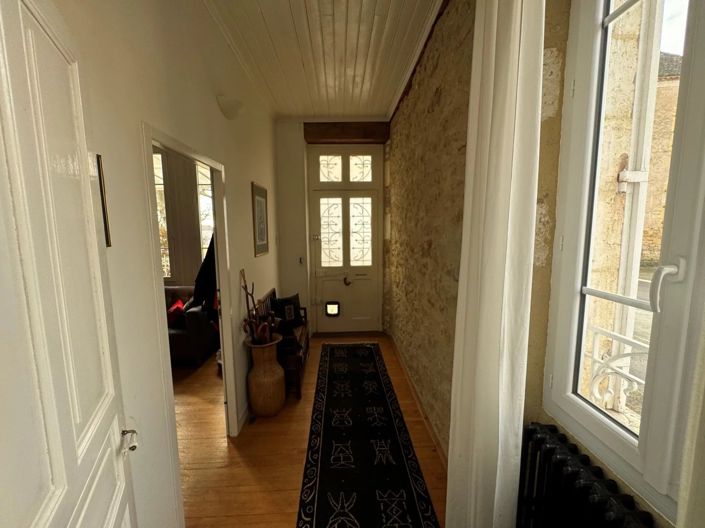 Image No.17-5 Bed House for sale