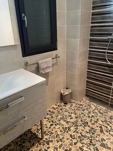 Image No.29-4 Bed House for sale