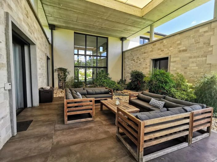 Image No.3-4 Bed House for sale