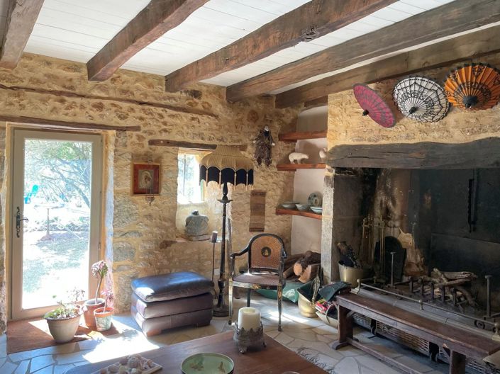 Image No.6-4 Bed House for sale