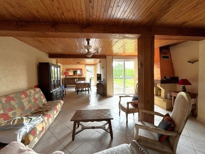 Image No.9-5 Bed House for sale