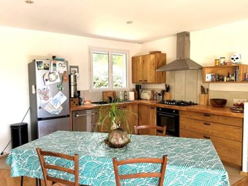 9dae5fc5f1ff0f92e418e89558de034baec74e5d6c144