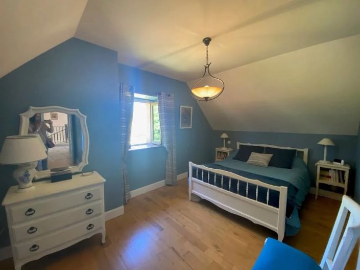 Image No.10-3 Bed House for sale