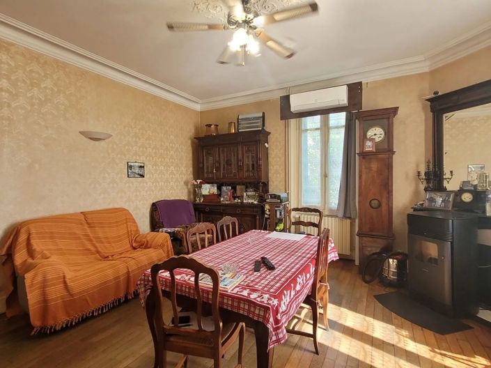 Image No.3-4 Bed House for sale