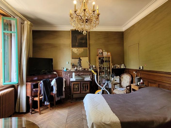 Image No.8-4 Bed House for sale