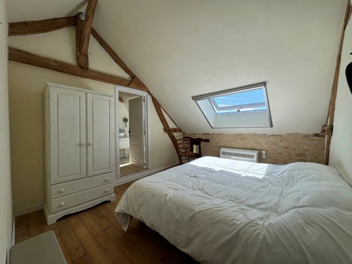 Image No.15-4 Bed House for sale