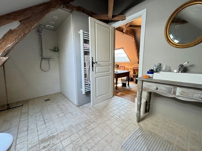 Image No.16-4 Bed House for sale