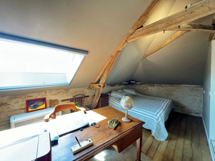 Image No.8-4 Bed House for sale