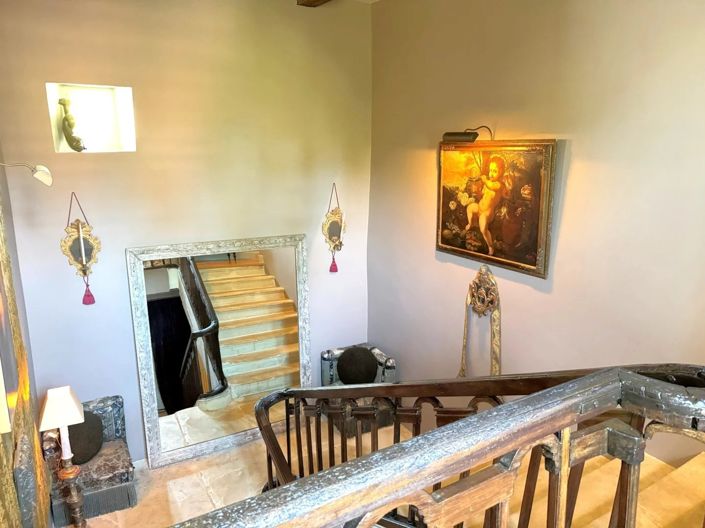 Image No.10-3 Bed House for sale