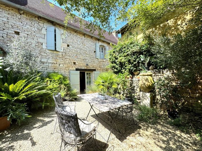 Image No.2-3 Bed House for sale