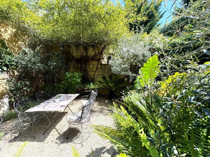 Image No.24-3 Bed House for sale