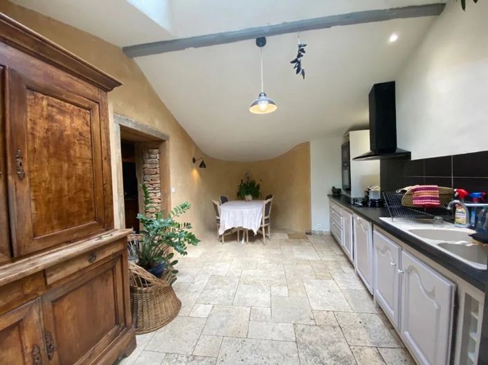 Image No.4-2 Bed House for sale