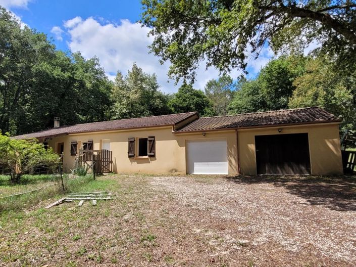 Image No.1-4 Bed House for sale