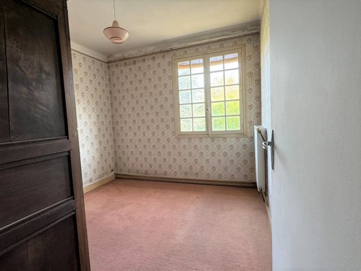 Image No.12-4 Bed House for sale