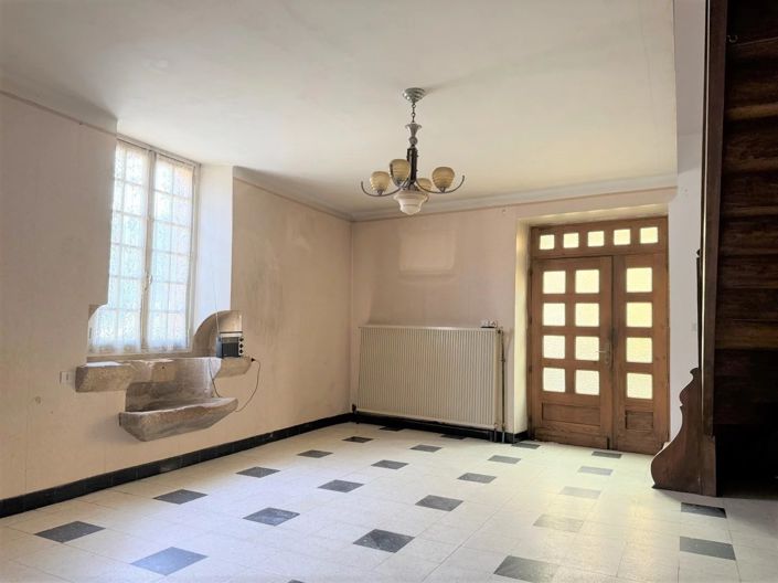 Image No.2-4 Bed House for sale