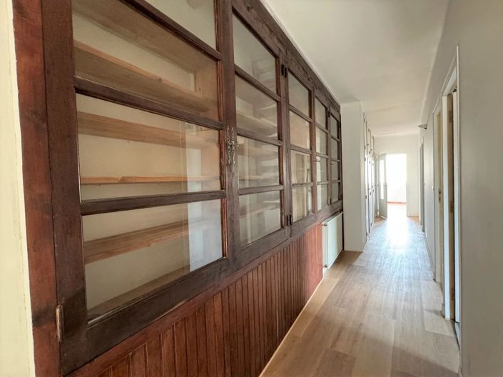 Image No.9-4 Bed House for sale