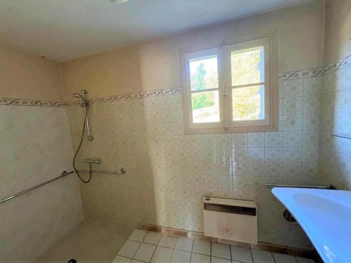 Image No.12-3 Bed House for sale