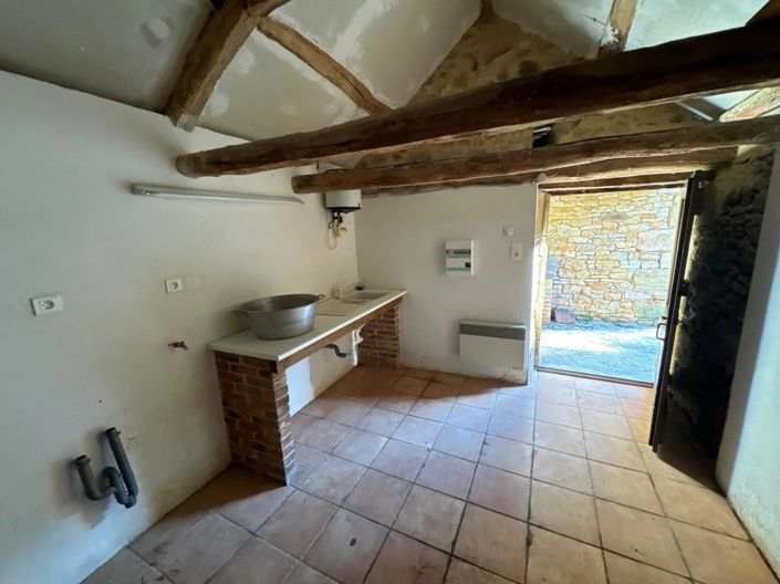 Image No.19-3 Bed House for sale