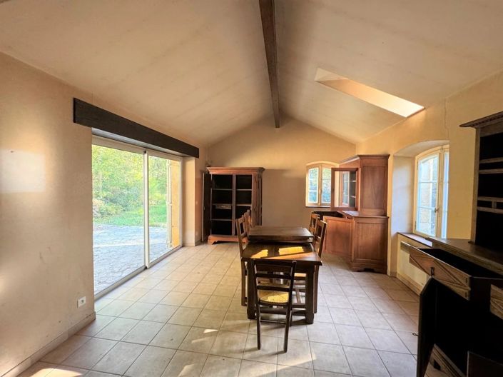 Image No.7-3 Bed House for sale