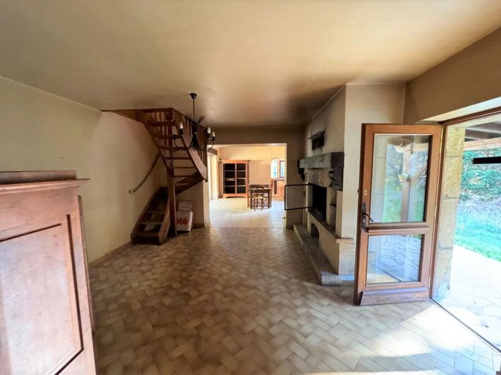 Image No.8-3 Bed House for sale