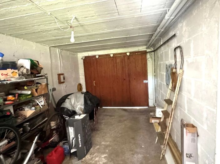 Image No.16-4 Bed House for sale