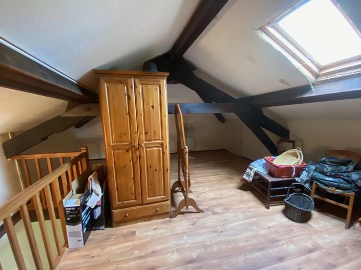 Image No.8-1 Bed House for sale