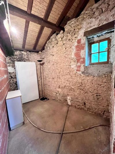 Image No.16-4 Bed House for sale