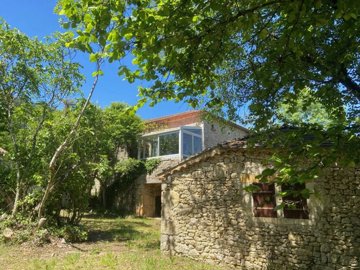 d169fc145117d2ef8c0e9c7b069dbd975c7e86f42b144