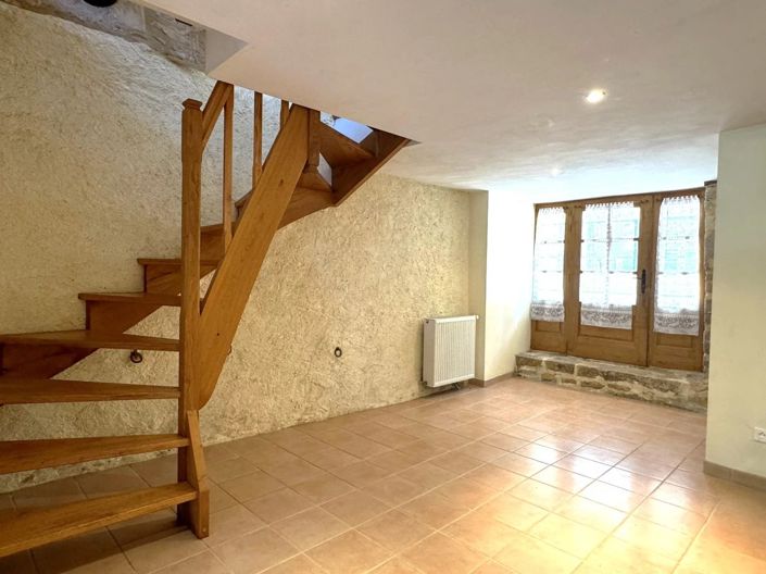 Image No.13-2 Bed House for sale