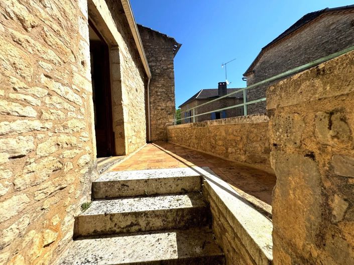 Image No.5-2 Bed House for sale