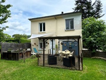 06775e3e74c593e9bf7c0d1612f84bcf28c8a387e0144