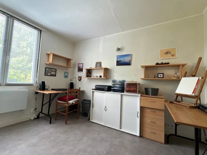 Image No.12-3 Bed House for sale