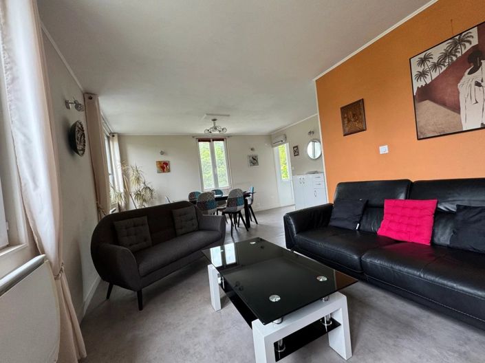 Image No.6-3 Bed House for sale