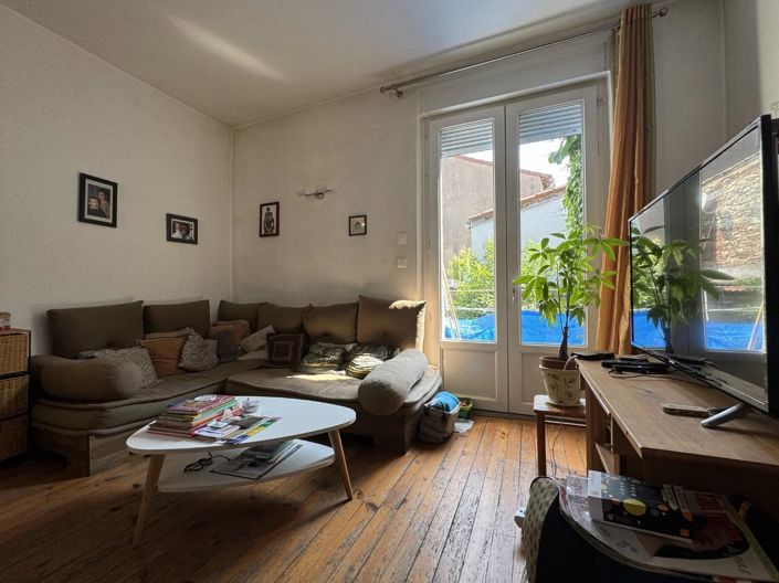 Image No.10-4 Bed House for sale