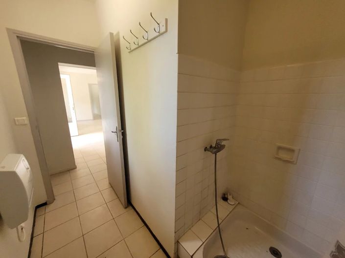 Image No.7-2 Bed House for sale