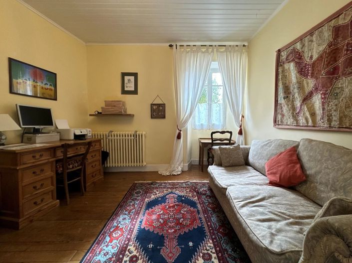 Image No.12-3 Bed House for sale